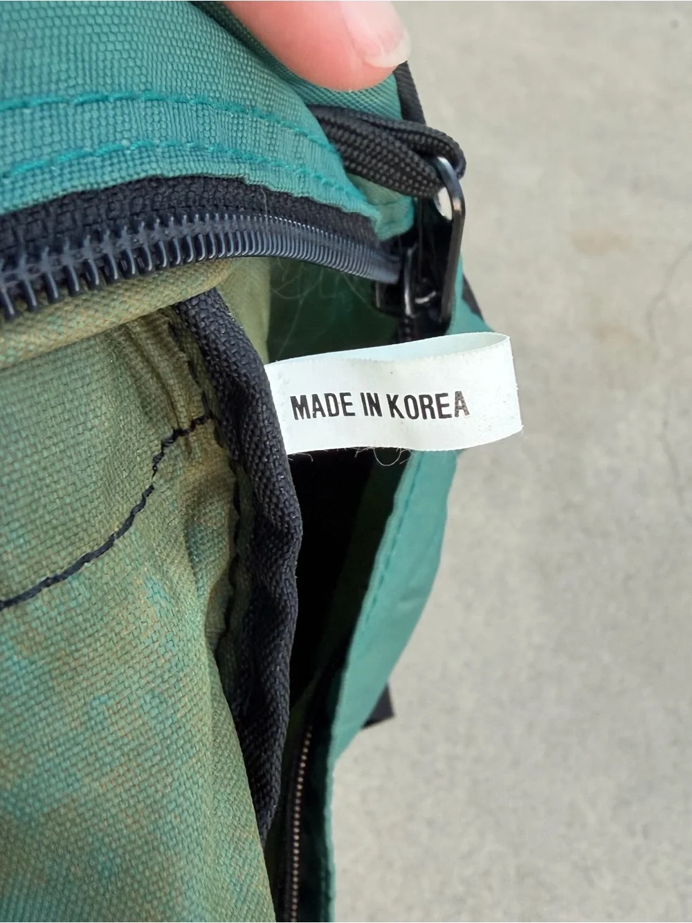 90s Eddie Bauer Teal Duffel Bag with Black Straps